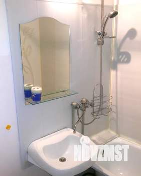 1-к квартира, посуточно, 40м2, 9/16 этаж