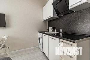 1-к квартира, посуточно, 25м2, 3/18 этаж