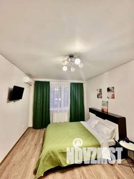 1-к квартира, посуточно, 38м2, 8/20 этаж