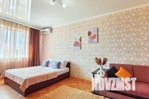 1-к квартира, посуточно, 40м2, 3/18 этаж