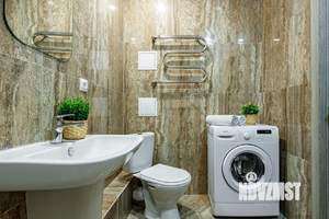 1-к квартира, посуточно, 40м2, 9/25 этаж