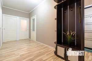 2-к квартира, посуточно, 75м2, 1/1 этаж