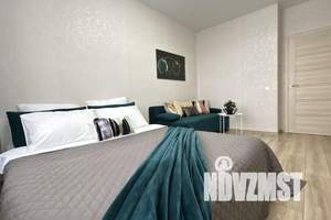 1-к квартира, посуточно, 39м2, 19/24 этаж