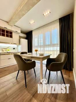 1-к квартира, посуточно, 57м2, 14/24 этаж