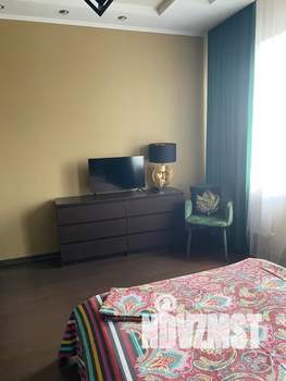 1-к квартира, посуточно, 60м2, 15/16 этаж