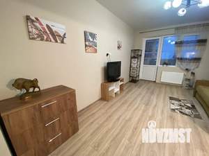 Студия квартира, посуточно, 38м2, 7/8 этаж