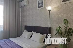 1-к квартира, посуточно, 38м2, 8/13 этаж