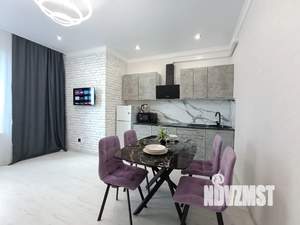 2-к квартира, посуточно, 45м2, 23/24 этаж