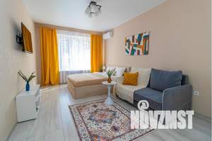 2-к квартира, посуточно, 60м2, 8/18 этаж