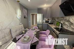 2-к квартира, посуточно, 63м2, 18/21 этаж