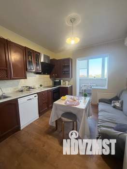 1-к квартира, посуточно, 40м2, 3/16 этаж