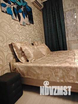 1-к квартира, посуточно, 37м2, 1/17 этаж