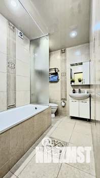 Студия квартира, посуточно, 35м2, 11/16 этаж