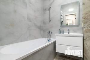 1-к квартира, посуточно, 38м2, 2/18 этаж