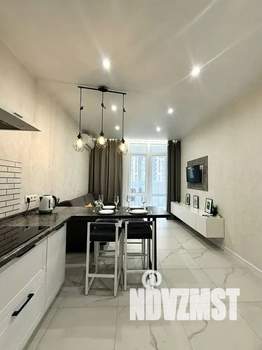 2-к квартира, посуточно, 60м2, 8/24 этаж