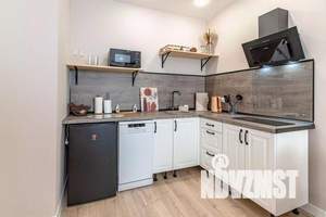 2-к квартира, посуточно, 52м2, 7/17 этаж