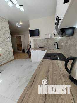 1-к квартира, посуточно, 40м2, 3/22 этаж