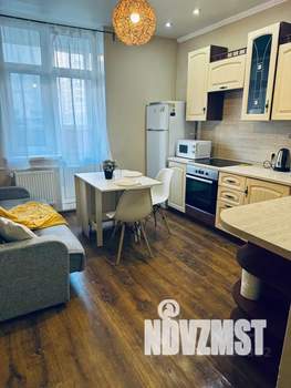 1-к квартира, посуточно, 40м2, 1/16 этаж