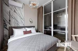 Студия квартира, посуточно, 26м2, 23/24 этаж