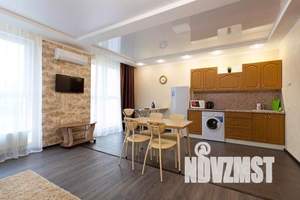 1-к квартира, посуточно, 40м2, 6/25 этаж