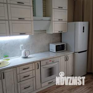 1-к квартира, посуточно, 40м2, 1/16 этаж