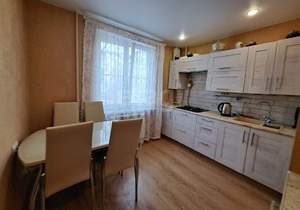 2-к квартира, на длительный срок, 50м2, 1/10 этаж