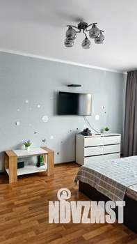 1-к квартира, посуточно, 42м2, 10/16 этаж