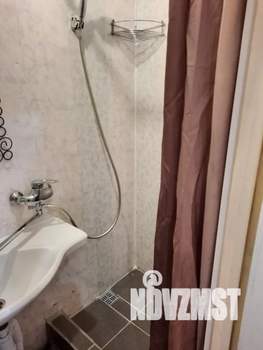 Студия квартира, посуточно, 33м2, 1/2 этаж