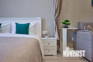 1-к квартира, посуточно, 38м2, 8/17 этаж