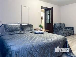 1-к квартира, посуточно, 38м2, 2/9 этаж