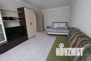 1-к квартира, посуточно, 40м2, 11/16 этаж