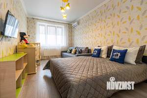 3-к квартира, посуточно, 70м2, 1/1 этаж