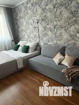 1-к квартира, посуточно, 35м2, 8/17 этаж