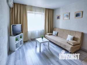 2-к квартира, посуточно, 55м2, 1/1 этаж