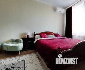 1-к квартира, посуточно, 45м2, 10/24 этаж