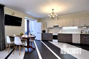 3-к квартира, посуточно, 90м2, 1/1 этаж