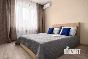 1-к квартира, посуточно, 37м2, 16/18 этаж