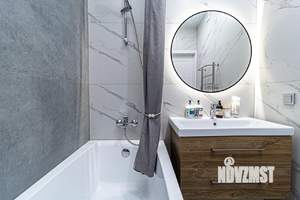 1-к квартира, посуточно, 42м2, 3/18 этаж