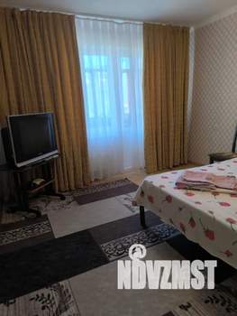 1-к квартира, посуточно, 33м2, 5/10 этаж