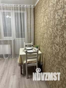 1-к квартира, посуточно, 39м2, 9/17 этаж