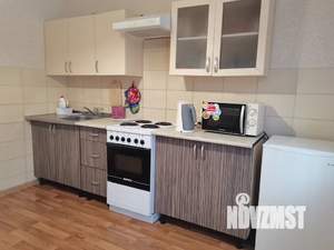 1-к квартира, посуточно, 35м2, 2/16 этаж