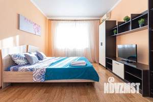 1-к квартира, посуточно, 40м2, 13/13 этаж