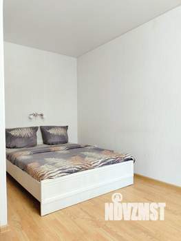 1-к квартира, посуточно, 39м2, 4/17 этаж