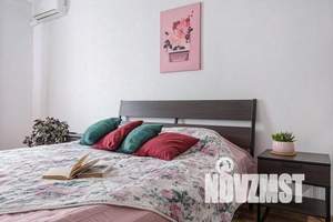 1-к квартира, посуточно, 44м2, 1/22 этаж