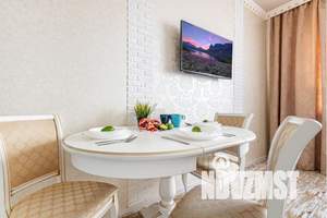 2-к квартира, посуточно, 55м2, 16/20 этаж