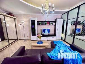 2-к квартира, посуточно, 45м2, 9/25 этаж