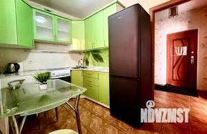1-к квартира, посуточно, 35м2, 4/6 этаж