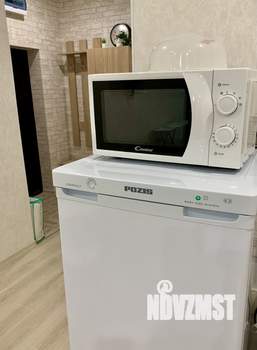 Студия квартира, посуточно, 30м2, 1/19 этаж