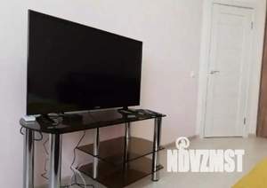 1-к квартира, посуточно, 46м2, 1/1 этаж