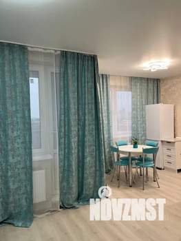 Студия квартира, посуточно, 35м2, 8/22 этаж